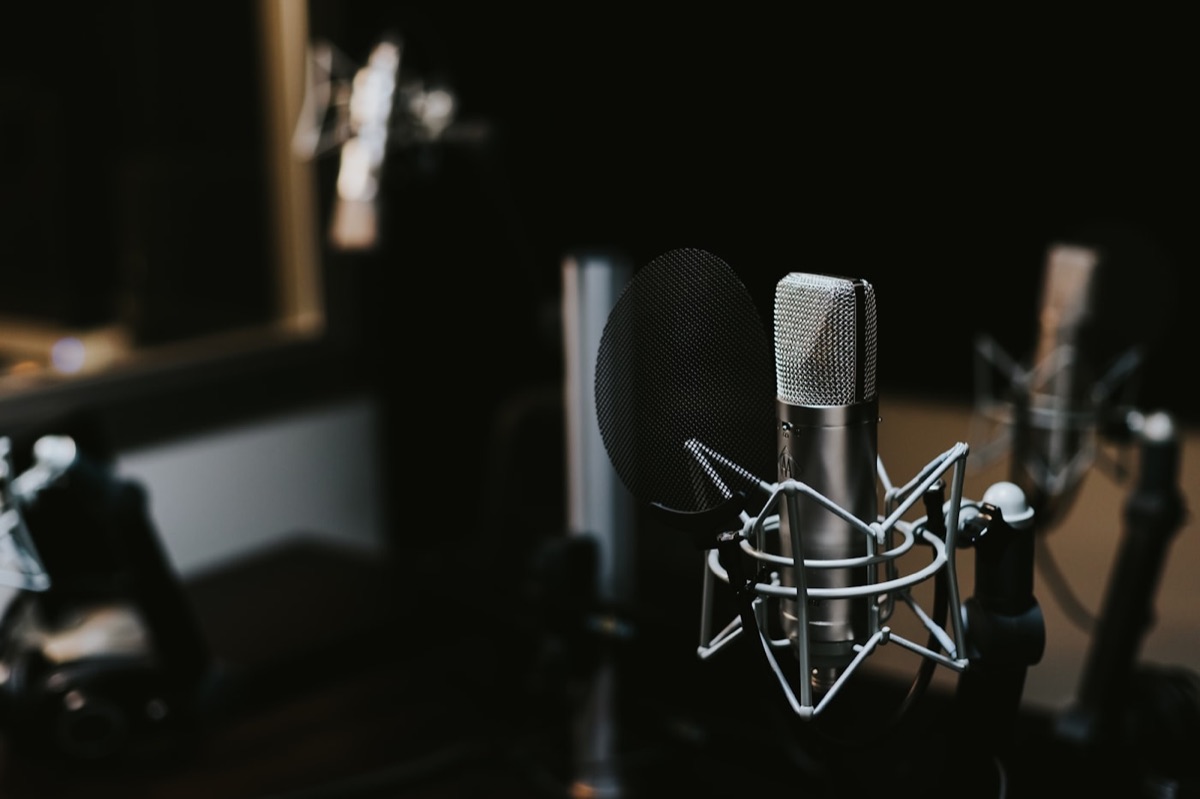 «Ovozli hikoya» — eng yaxshi podkast va radioeshittirish tanlovi